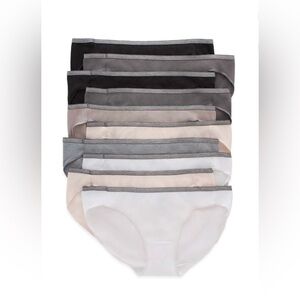 ❣️❄️Hanes Women's Panties in Black, Gray, and White Tones